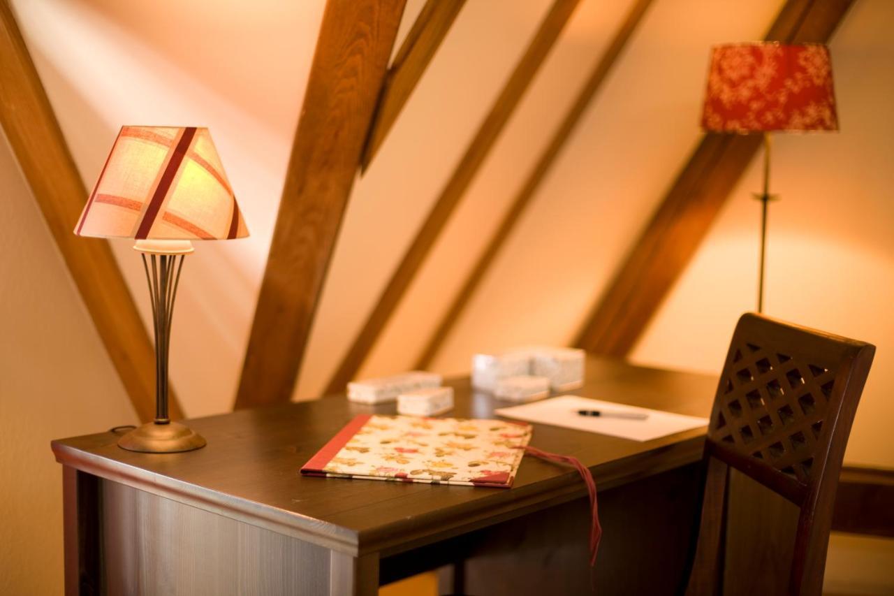 Gasthaus Und Pension "Zum Hauenden Schwein" Woerlitz Phòng bức ảnh